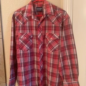 Mens Red XL Wrangler Pearl Snap Button Down.